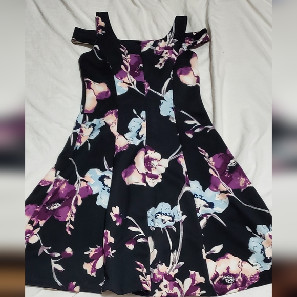 Ricki's midi black floral dress - Picture 7 of 10